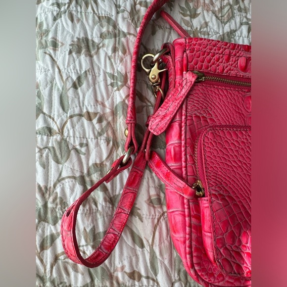 Brahmin Melbourne Cleo crossbody hot bright pink - Picture 4 of 16